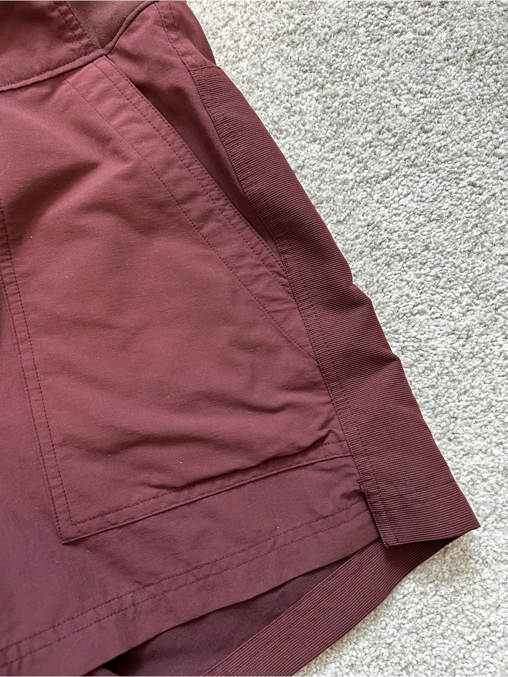 REI Hiking Shorts Women's Maroon Active Size 6 EUC - Picture 3 of 12